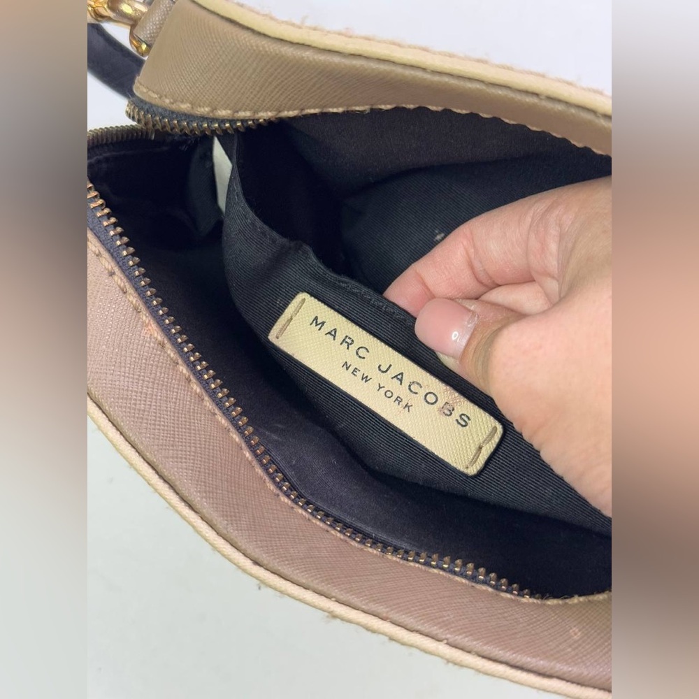 Marc Jacobs Beige Leather Playback Crossbody Bag - Picture 11 of 14